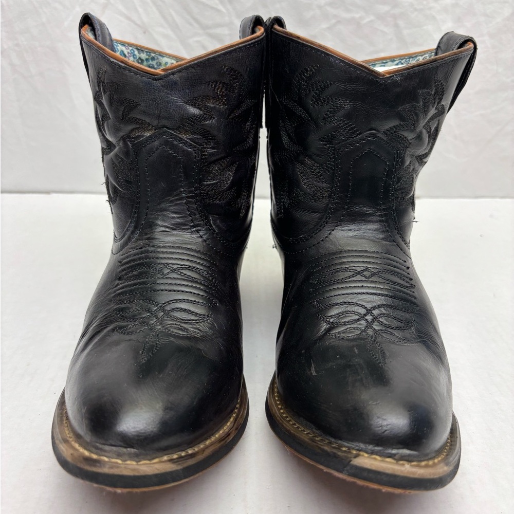 Laredo western short boots, wos sz 7 M